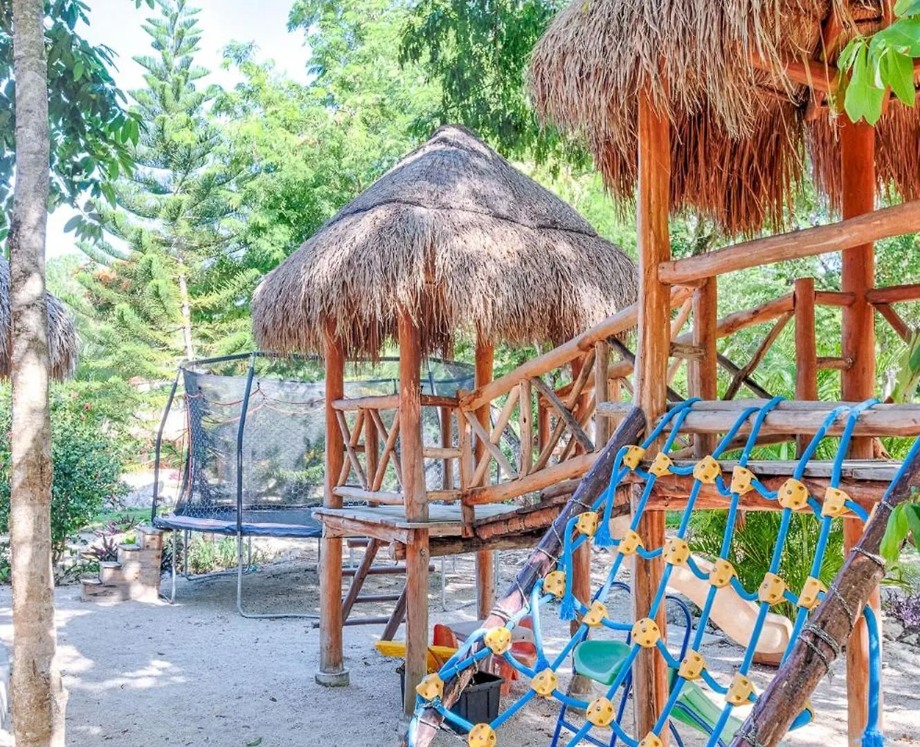 Villa Morena Boutique Hotel Ecoliving Akumal 4*,  Mexiko