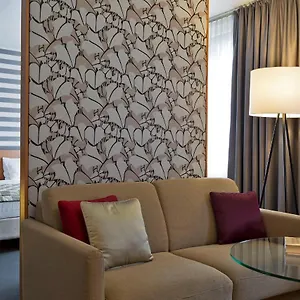 holiday-inn-city.vienna-besthotels.com/